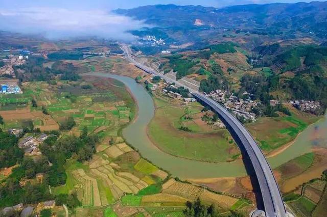 雲南也有一條水上公路—水麻高速,連接四川的旅遊黃金大通道!