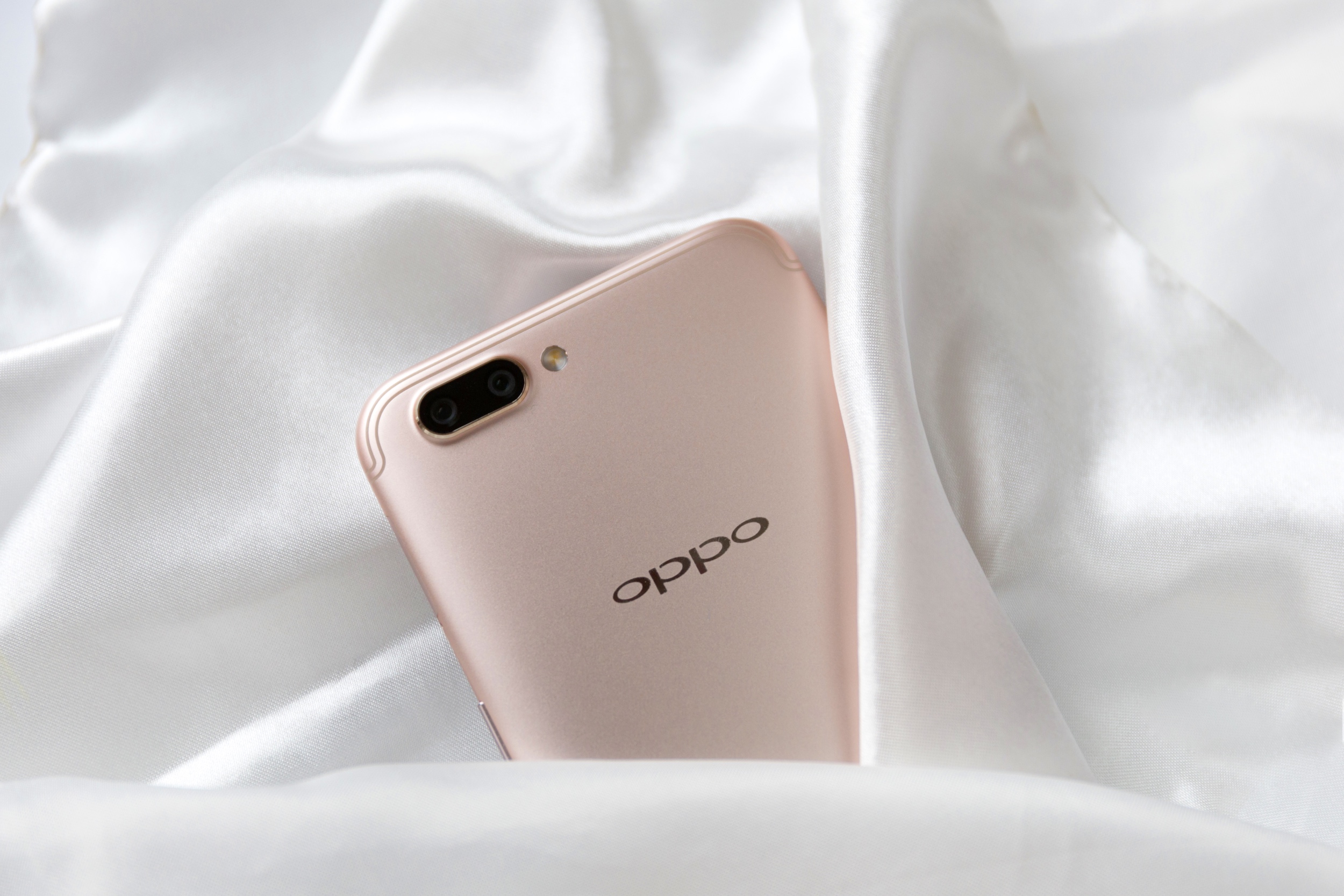 oppo r11发布会没看过瘾?一大波真机图赏来袭