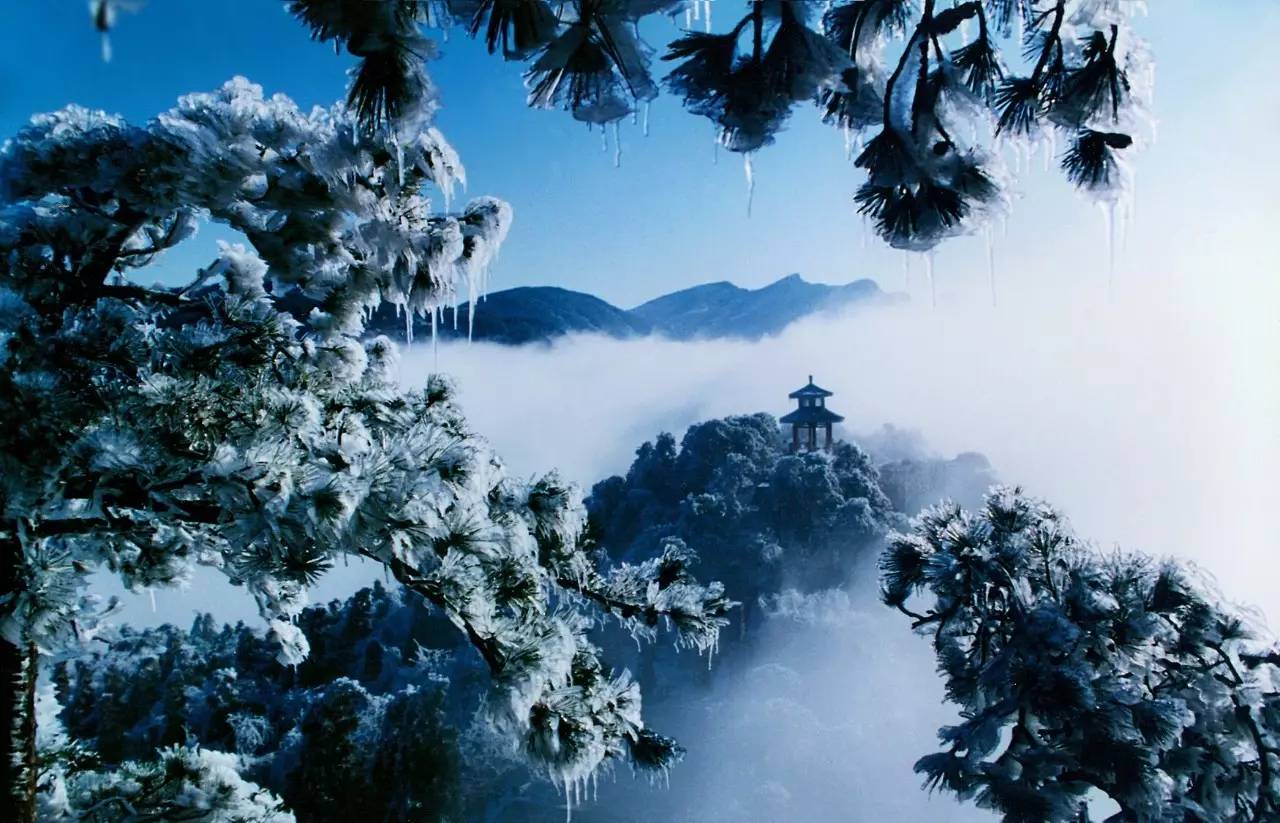 庐山含鄱口雪景图片