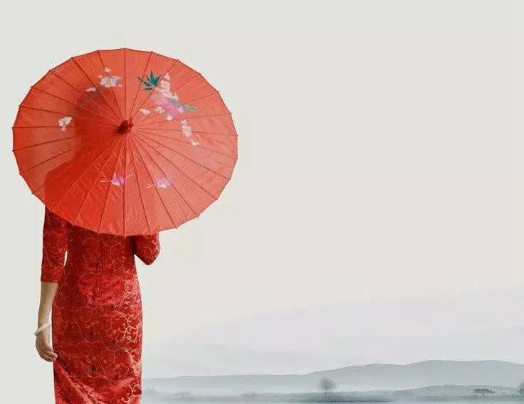 上杭客家传统民俗姑娘出嫁撑红伞