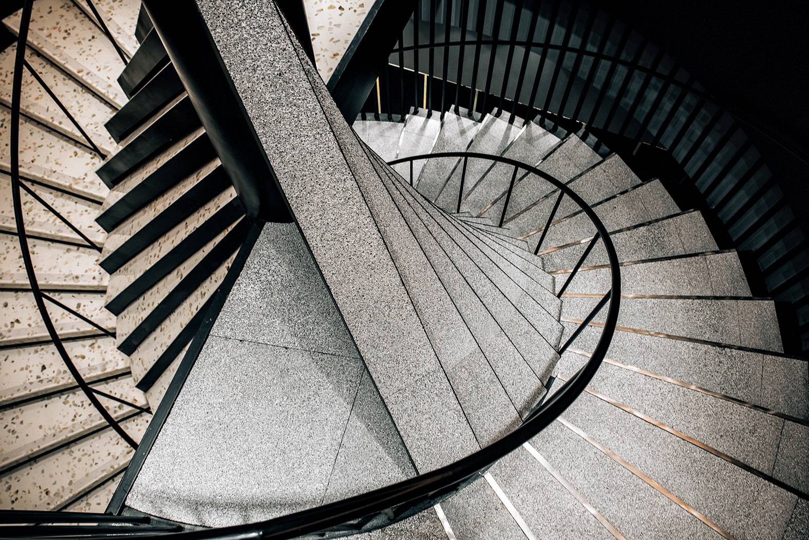 无限循环楼梯图片