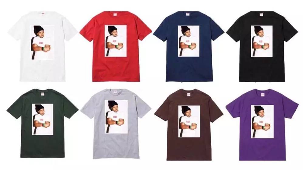 supreme tシャツ ストア 歌手