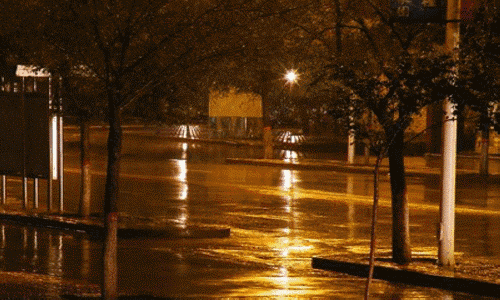 下雨的夜晚动态图图片