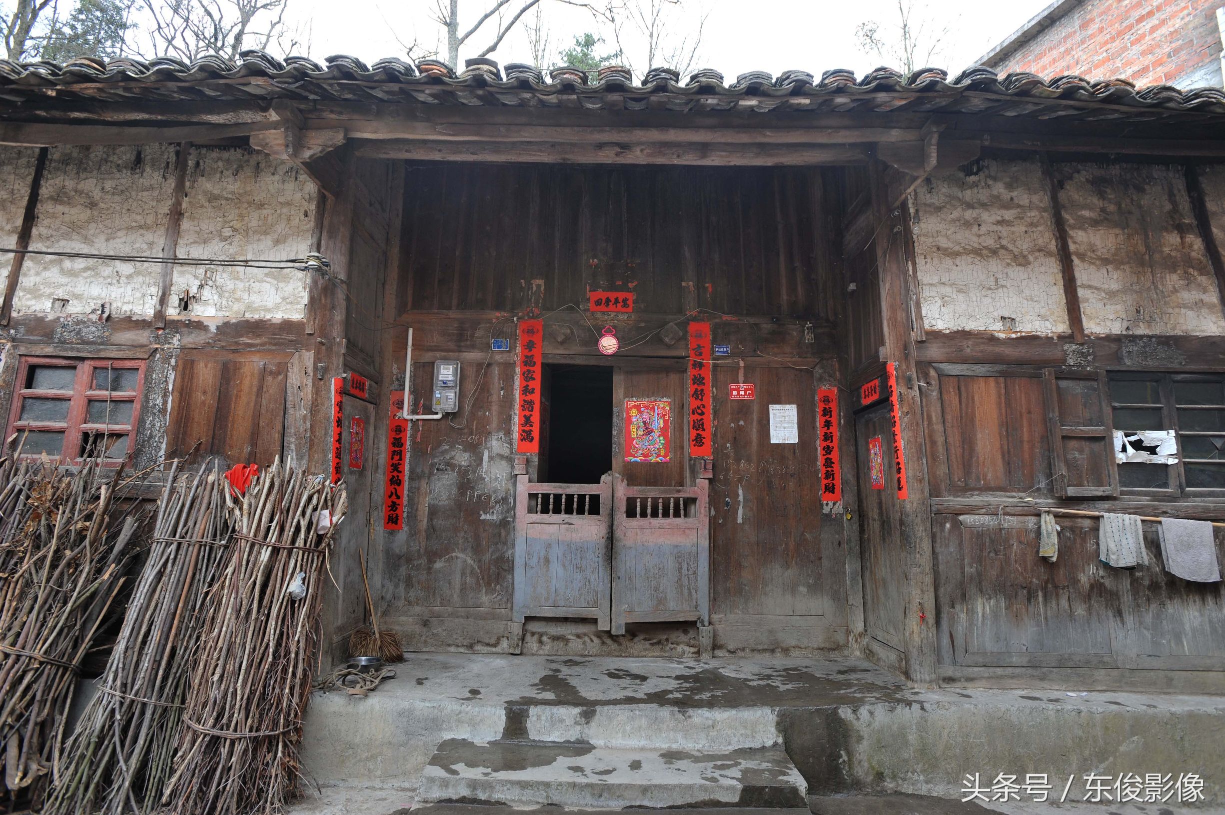 贵州:农村这种房子没有人再修了,它是一个时代的建筑风格,曾经留住