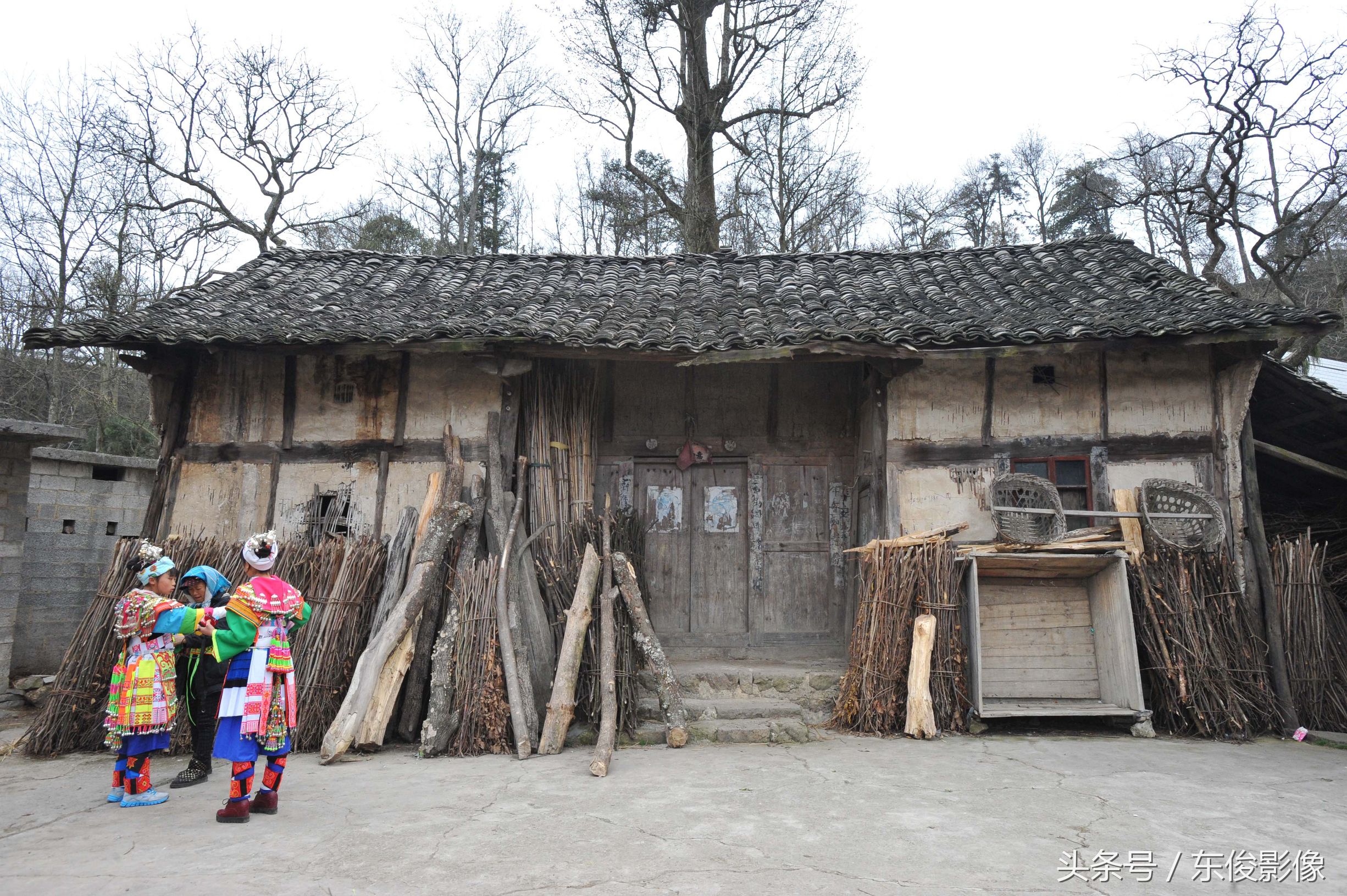 贵州:农村这种房子没有人再修了,它是一个时代的建筑风格,曾经留住