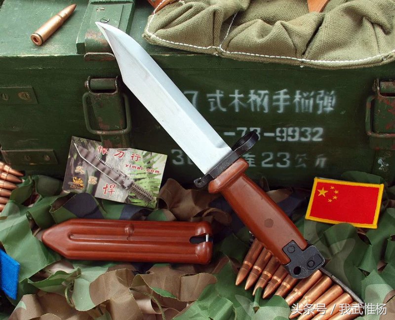 中国士兵练刺刀图片