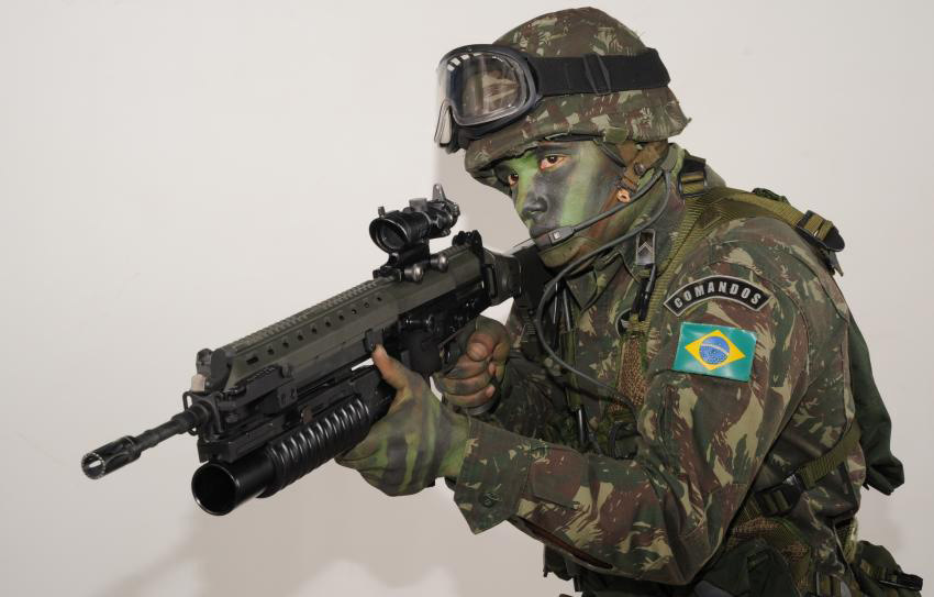 巴西生产的ia2突击步枪