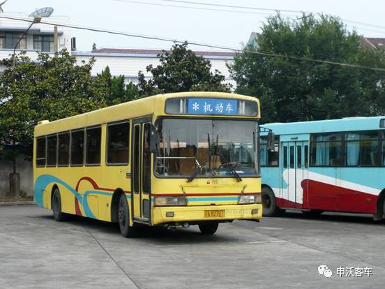 上海公交车老照片图片