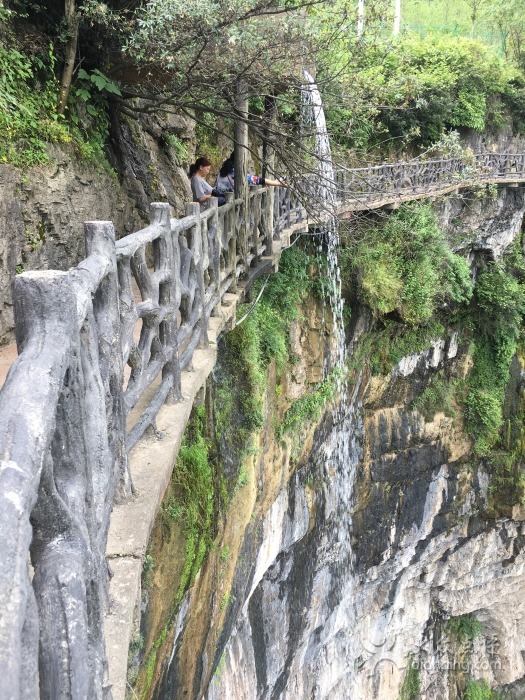 铜仁万山玻璃栈道门票图片