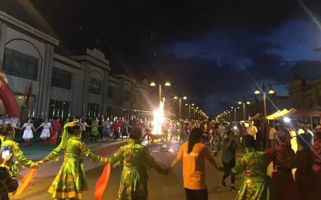 【重磅消息@通辽人 那达慕文化旅游夜市炫酷开场了