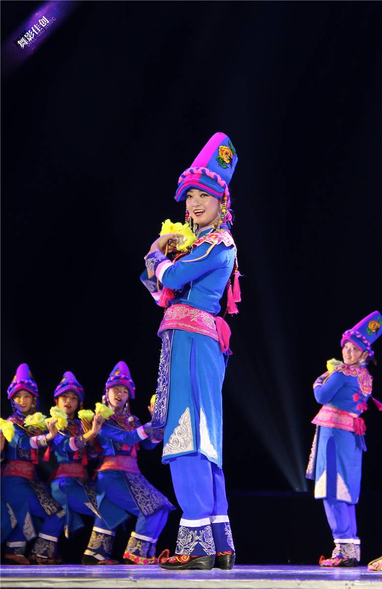 羌族舞剧图片