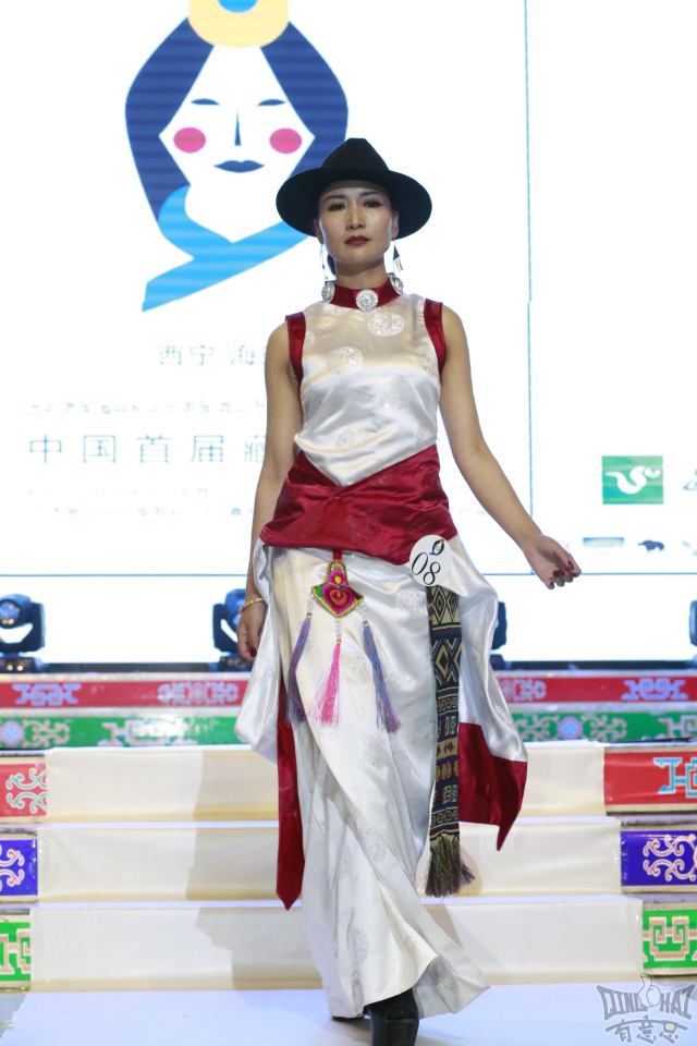 6月21日至22日,中国首届藏模大赛青海赛区比赛在西宁东湖宾馆举行