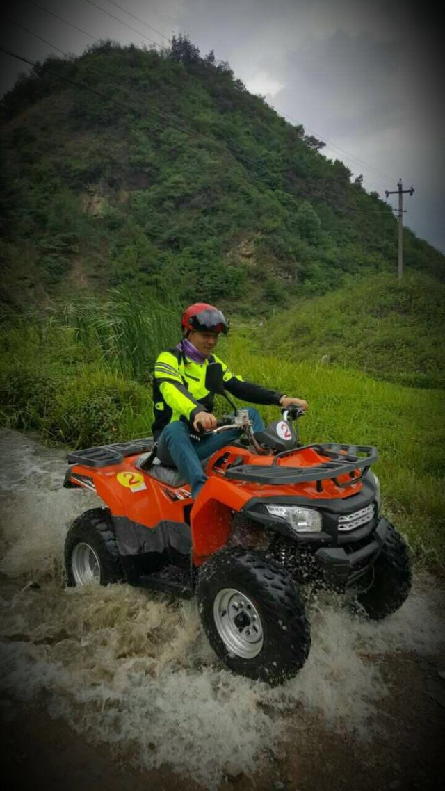 游骑兵沙滩车俱乐部 何继宏教练 越野可以让人找到一种自信.它能让