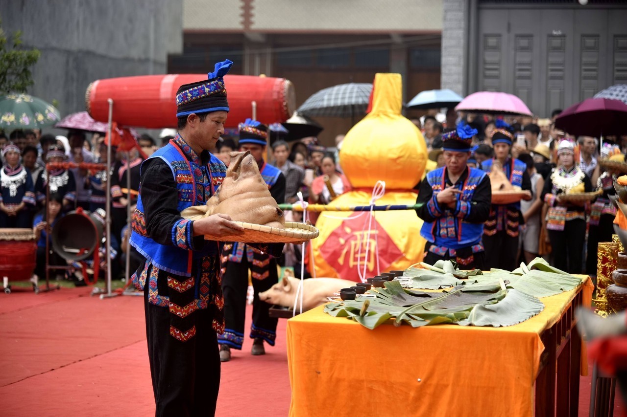 社会 正文 今年的瑶族"祝著节"系列民俗文艺活动,除了神秘而充满民俗