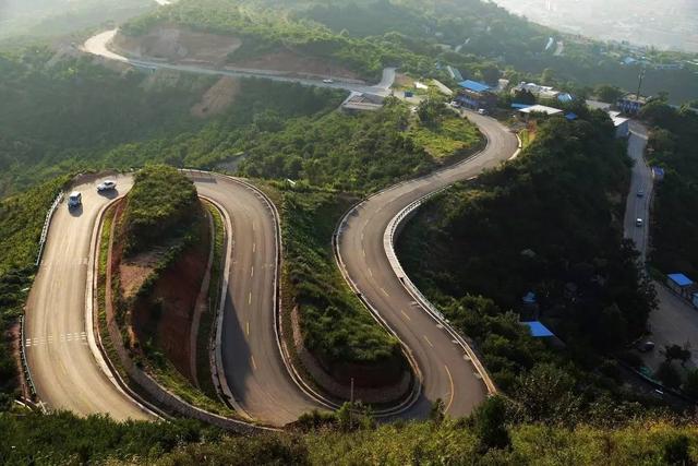 西安最美的盘山公路骊山大道