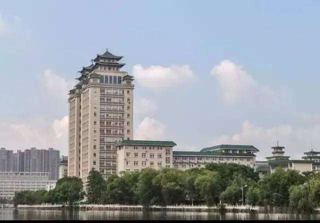 中南民族大学