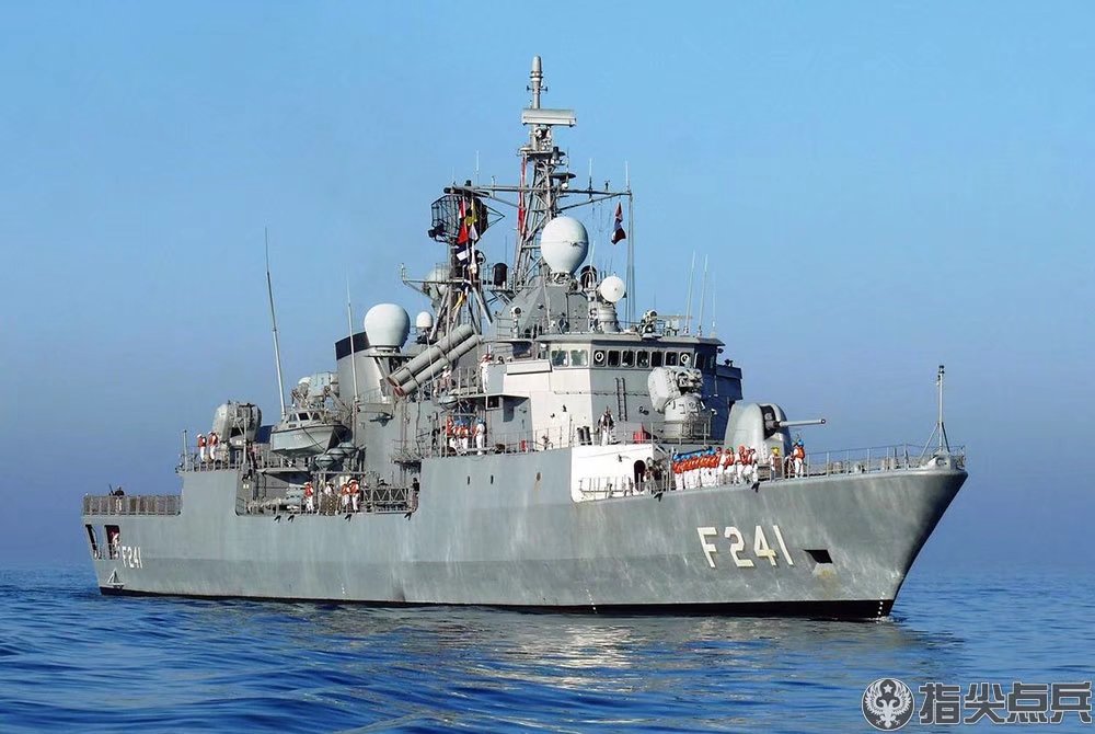 土库曼级护卫舰图片