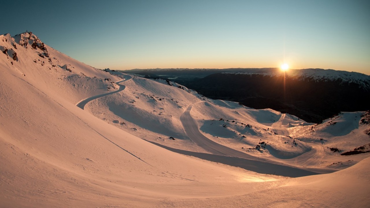 新西兰皇后镇滑雪场图片