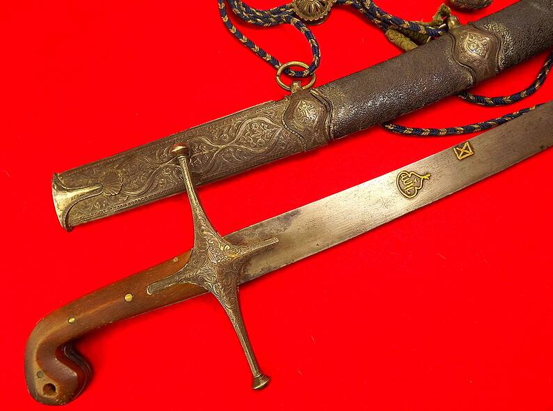 揭秘叱咤17世纪的中亚兵器波斯舍施尔弯刀的起源