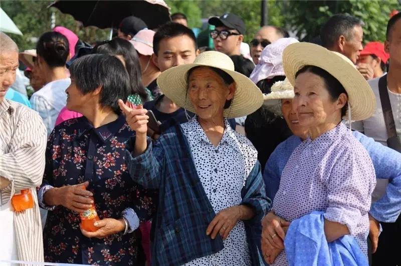 大別山第一節六月六天堂寨天貺節逛吃逛吃嗨翻天