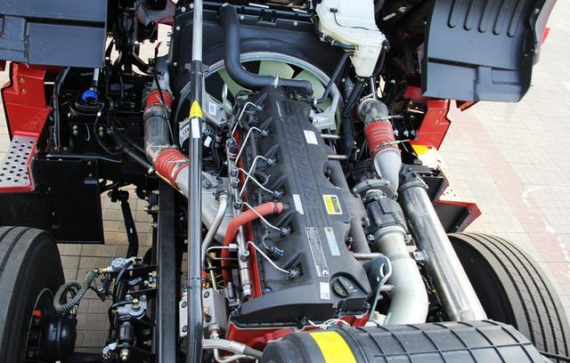 430马力的康明斯发动机(图片来自网络)带高低挡切换的12挡法士特变速