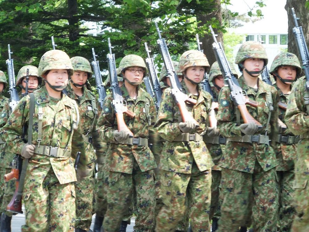 日本自卫队士兵图片
