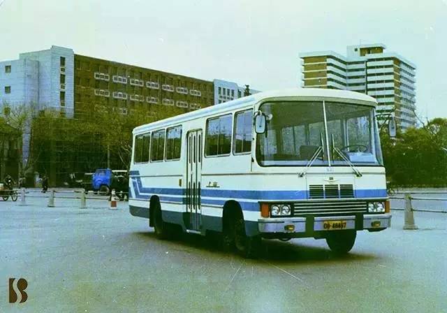 上海老式公交车图片图片