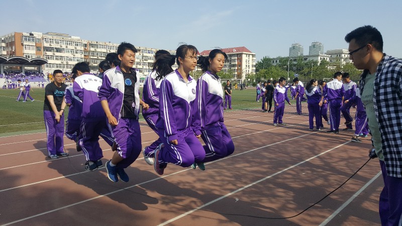 天津南开中学校服制服图片