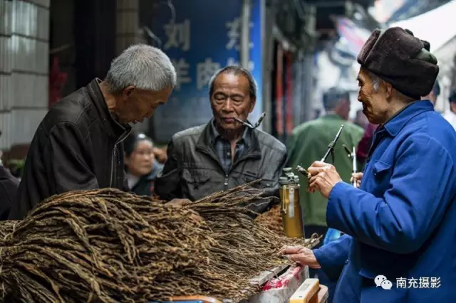 也有称为土烟或旱烟的,至今已有