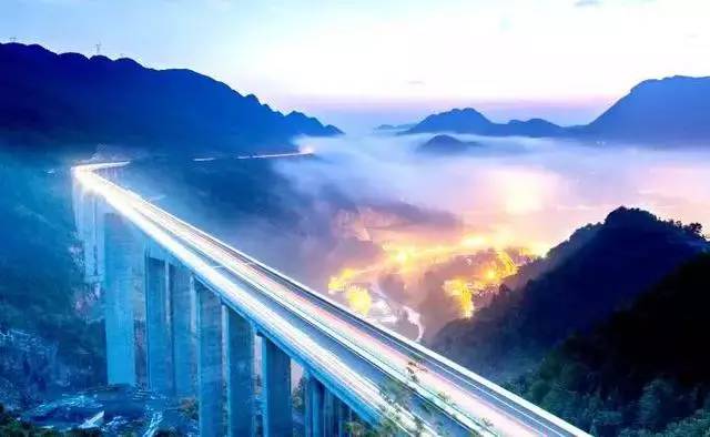 世界第一高墩 毕威高速赫章特大桥