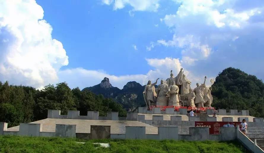 汝阳西泰山是近几年比较火的景区,旅游资源丰富