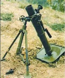 涨姿势步兵之友国产60毫米迫击炮