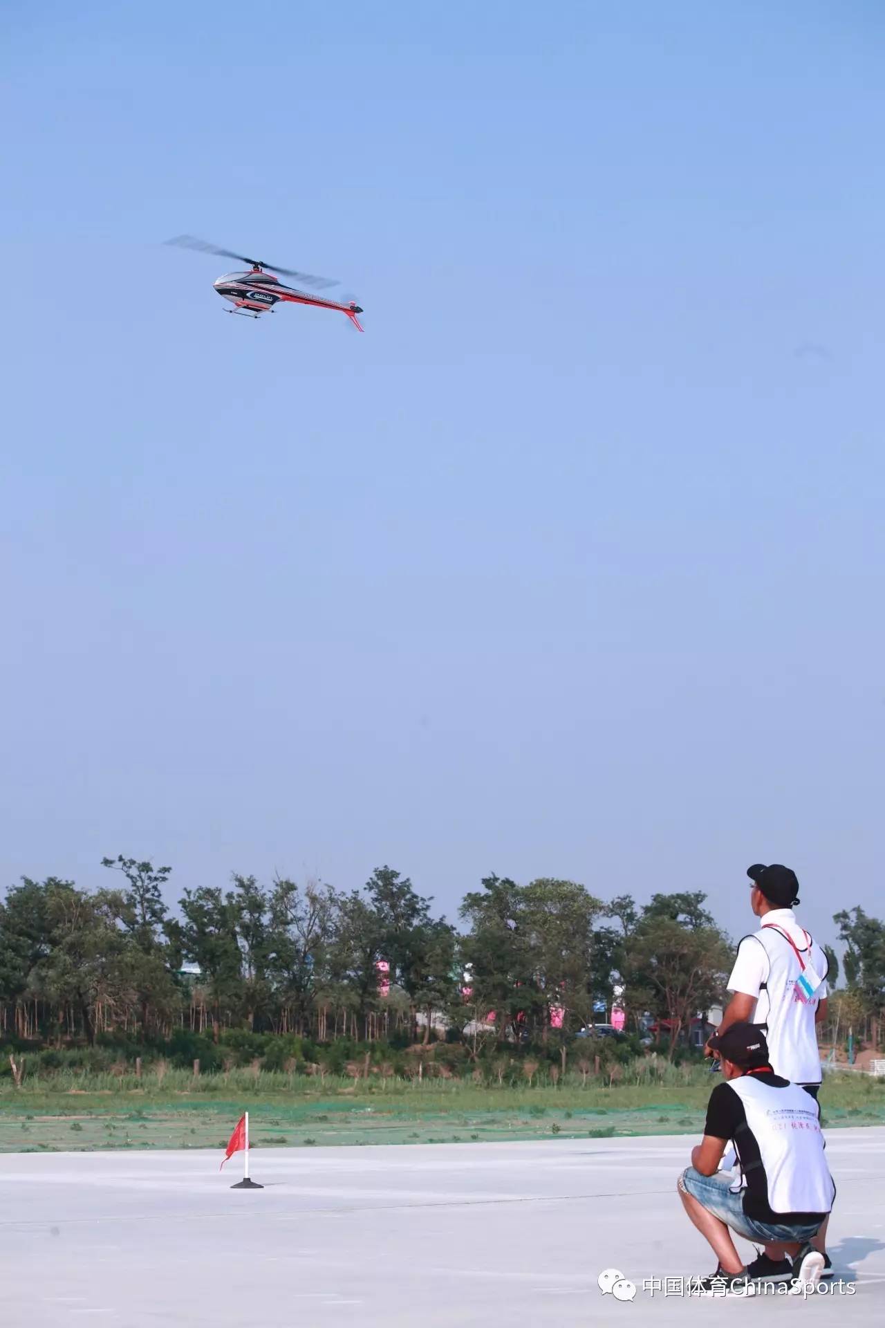国际级遥控直升机特技比赛场景.
