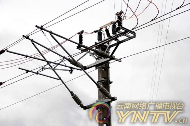 7月14日,由中国铁建电气化局北方公司承建的广大铁路接触网"首件工程"