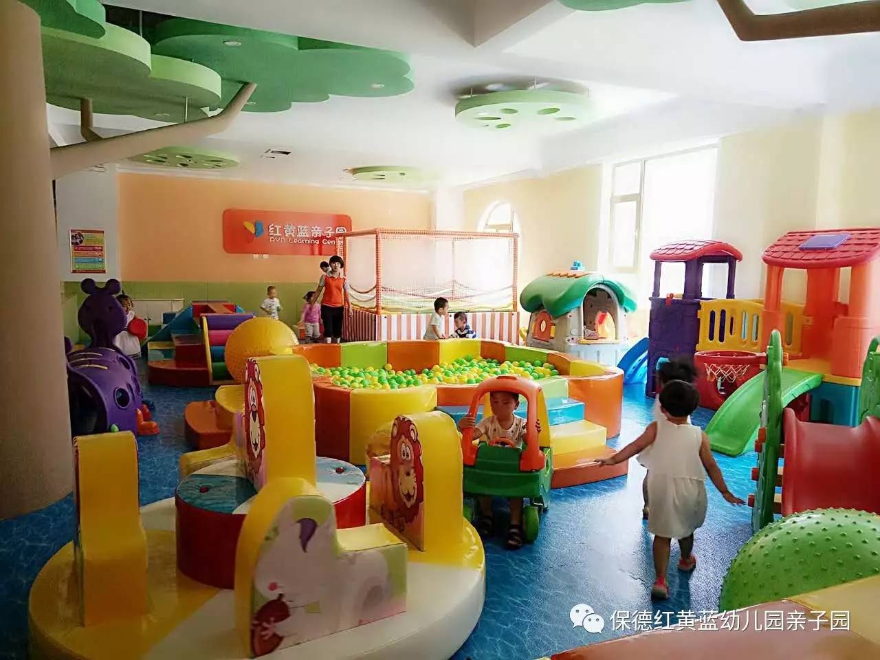 海南红黄蓝国际幼儿园图片