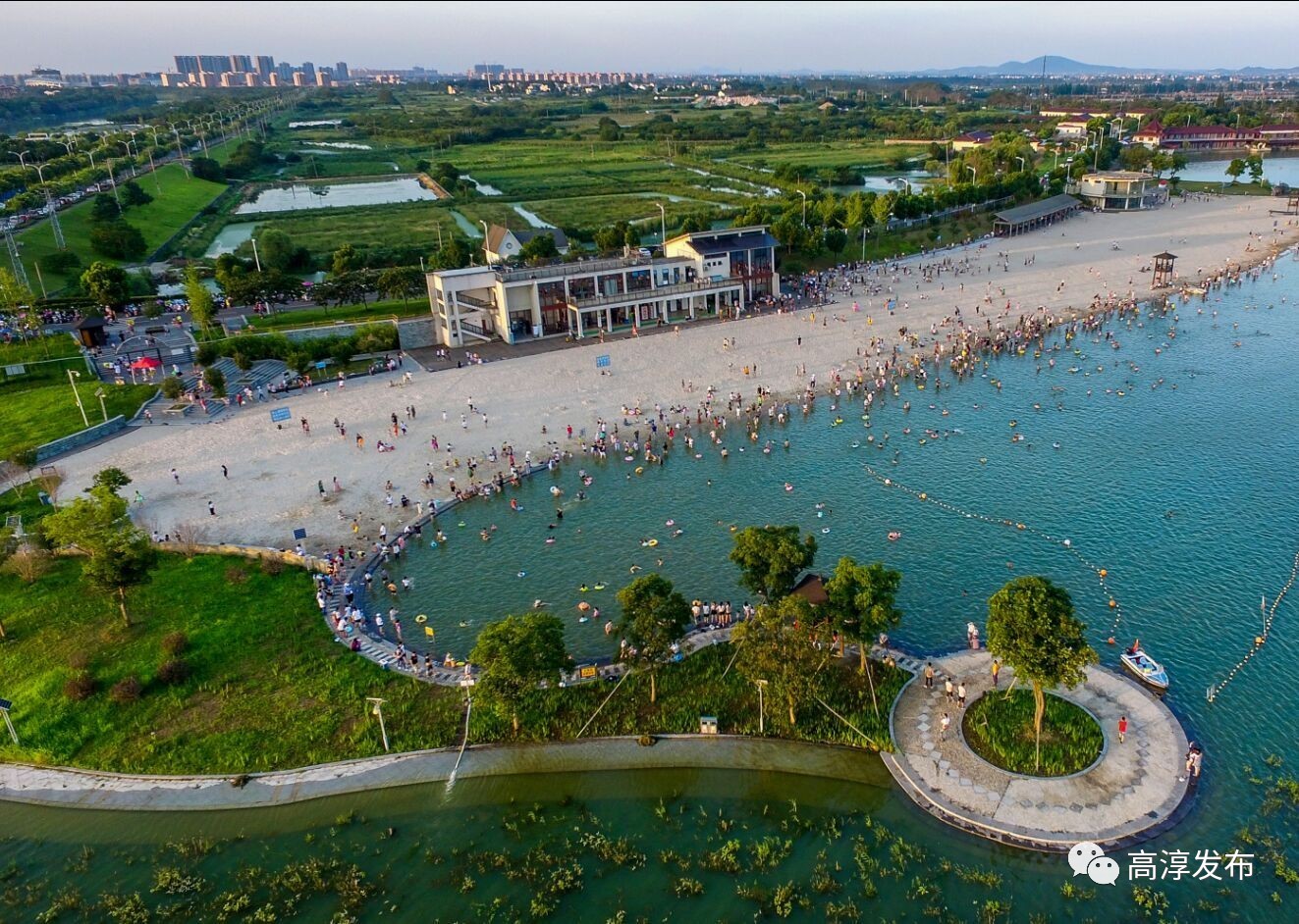 太原晋阳湖沙滩浴场图片