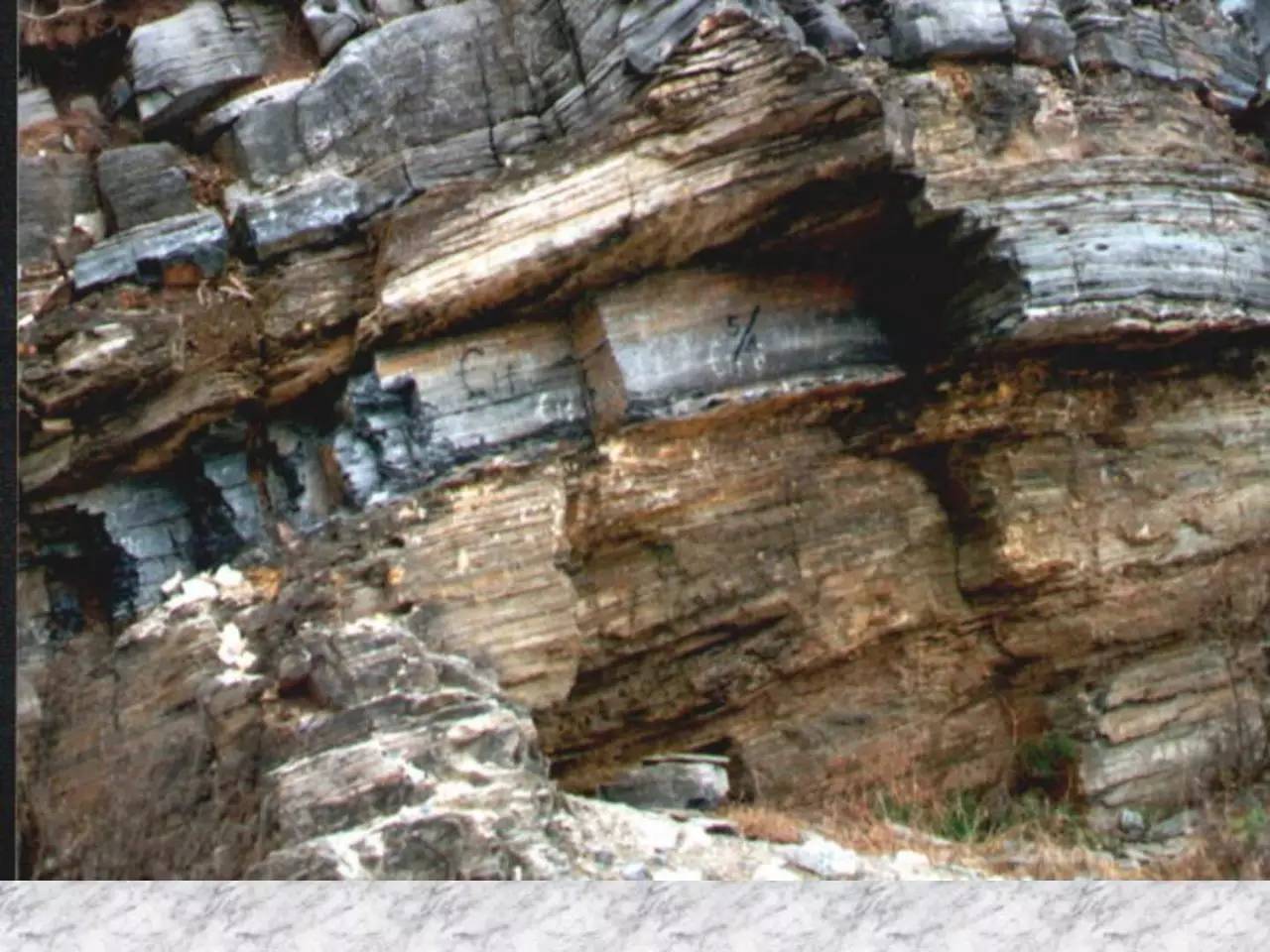 岩层产状60∠30怎么画图片