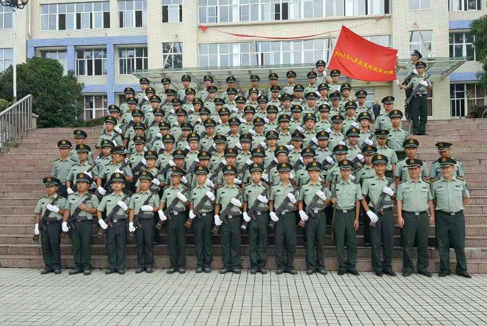 贵州大学军训服装图片图片