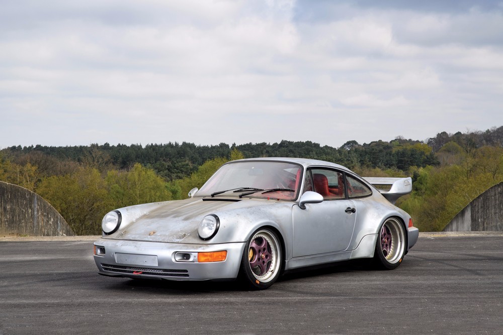 仅行驶了10公里的1973年保时捷911 carrera rsr