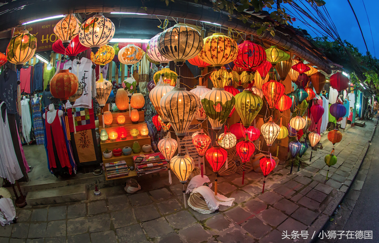 越南的这个城市和中国一县城同名,每到夜晚,中国灯笼便会点亮整个城市