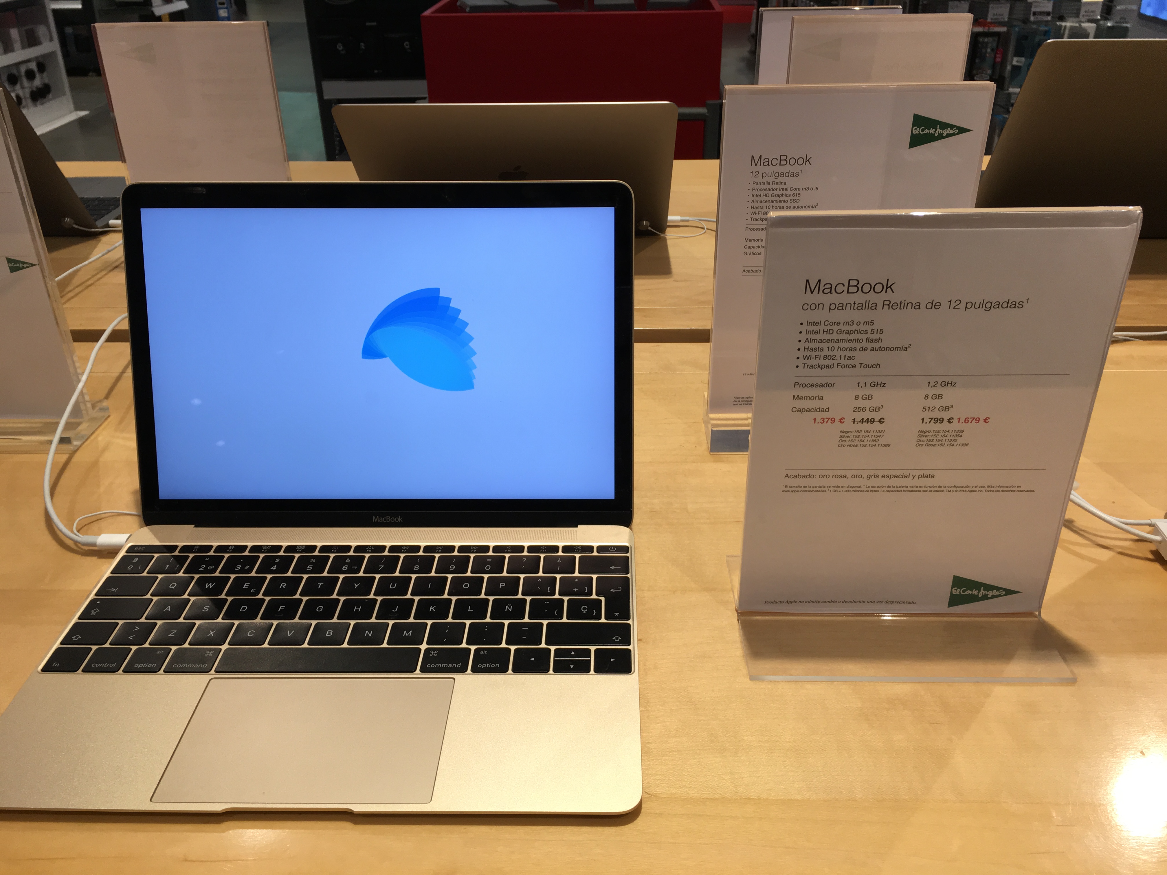 蘋果電腦及惠普筆記本在西班牙的價格-專櫃實拍