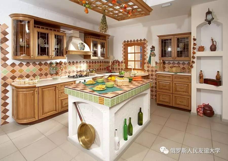 西安俄式厨房图片