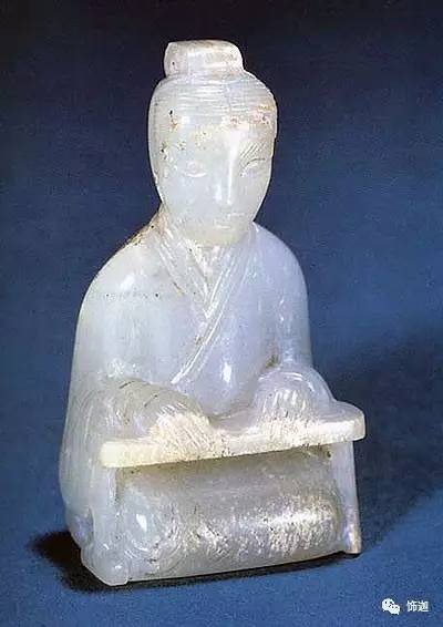 西汉 玉人故事题材玉人到了唐宋后随着佛教的兴起,佛教人物的形体语言