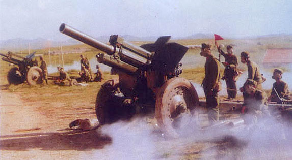我军装备的第一种大口径火炮54式122榴弹炮
