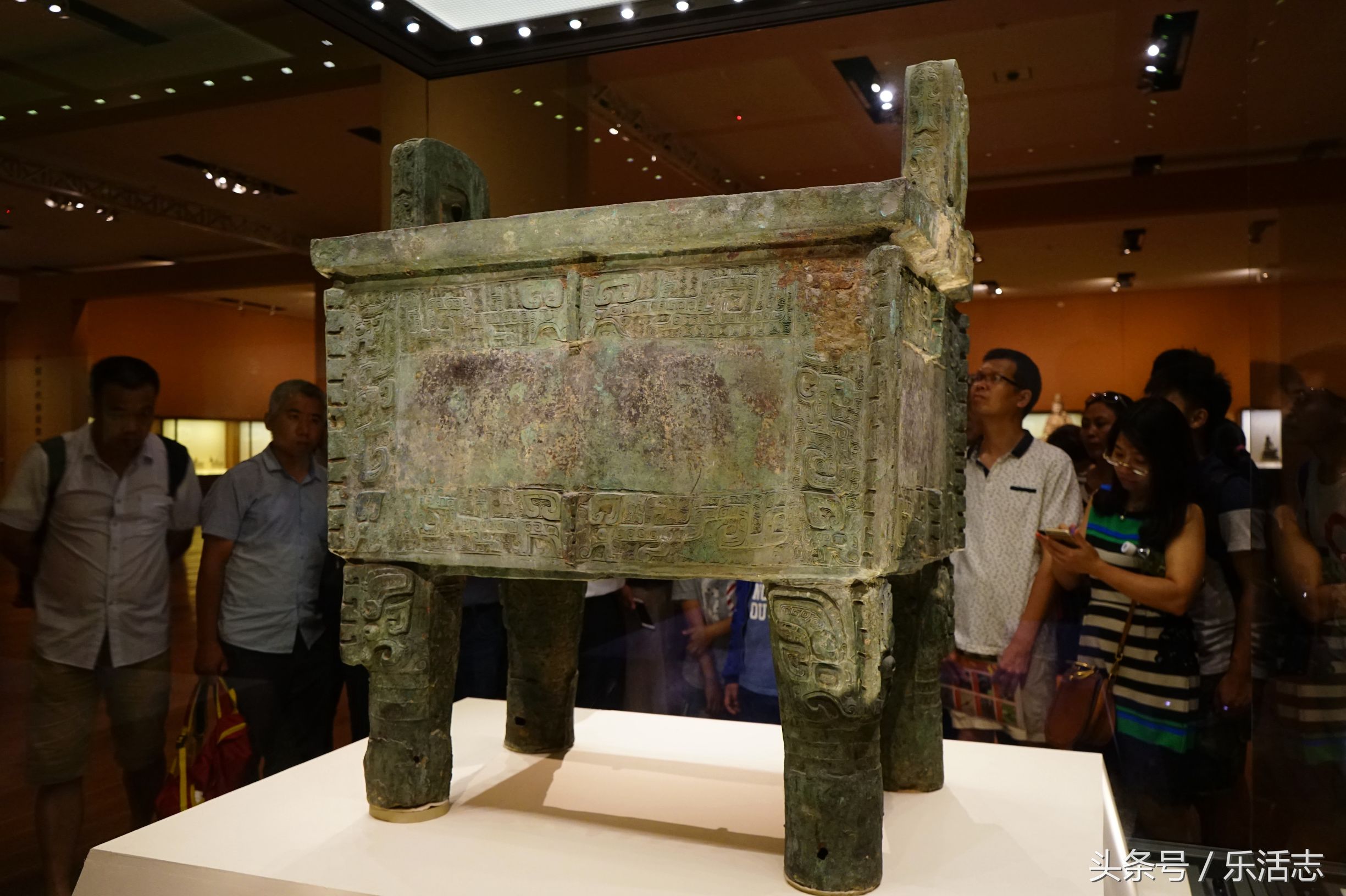 迄今世界上出土最大最重的青铜礼器被列入列入禁止出国展览文物名单的