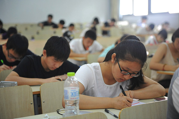 中青报:应试化程度越来越高,四六级考试终将失去垄断地位
