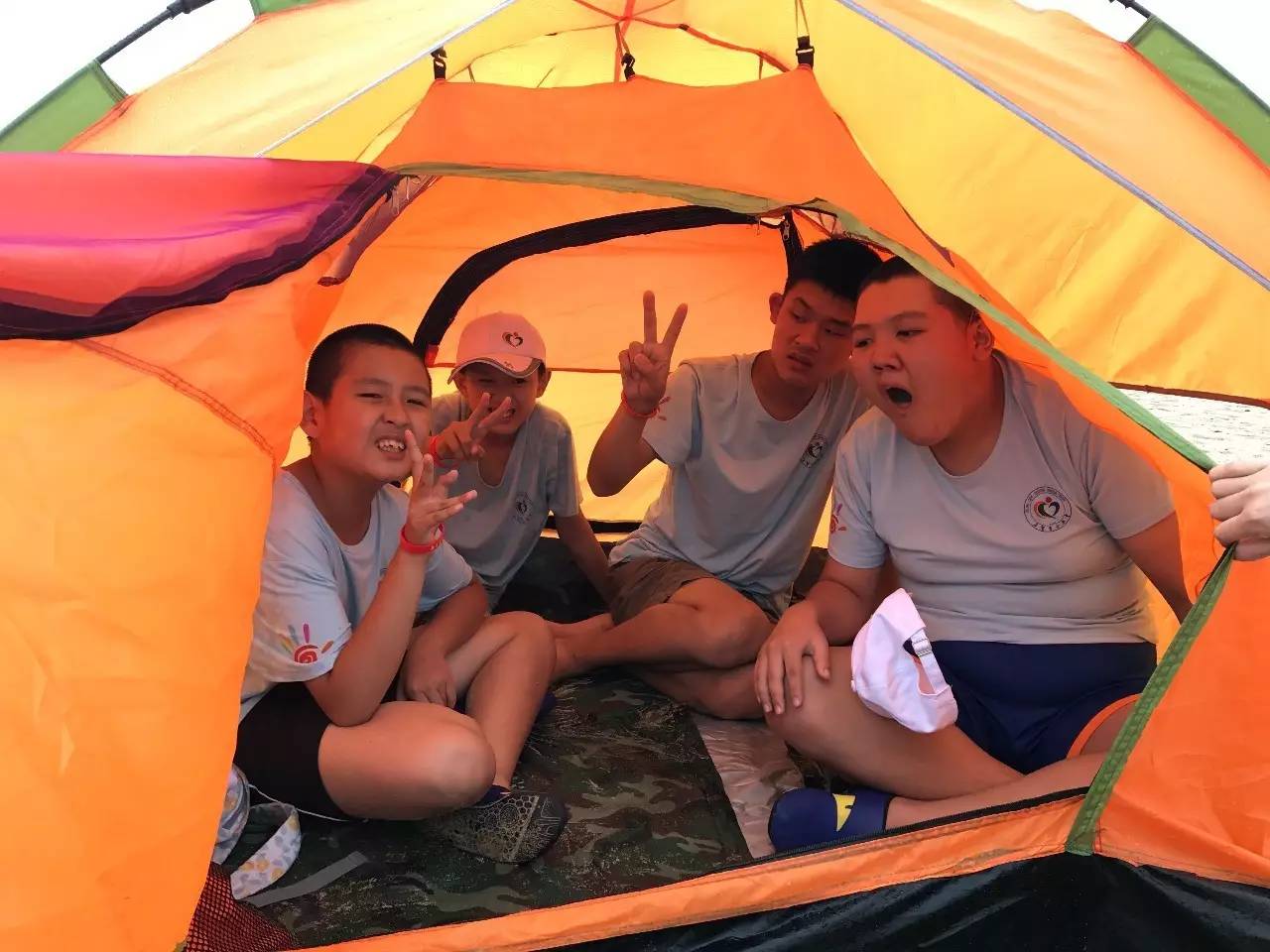 魅力威海61生存技能训练夏令营—搭帐篷,捡贝壳大比拼