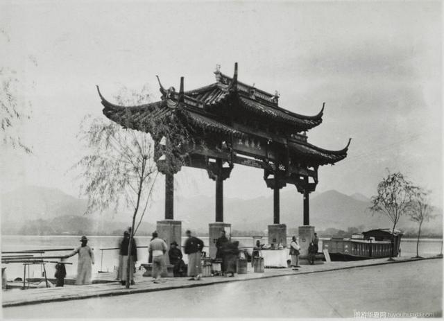 老照片中的华夏杭州篇民国时期的西湖风光已非今日之境你会觉得遗憾吗