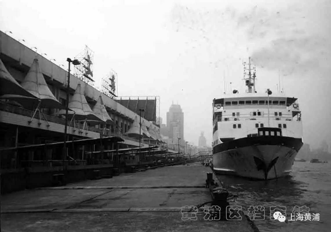 了招商局等17个官办交通机构,金利源码头由上海市人民轮船公司管理