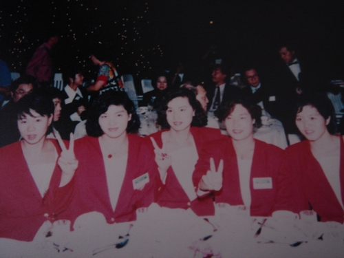 1992年,中国游泳的五朵金花在巴塞罗那奥运会上大放异彩